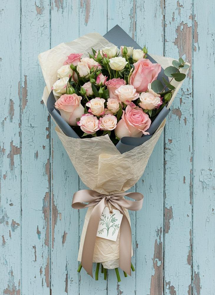 Букет цветов из: Розы в Ковдоре