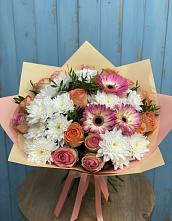 Букет цветов из:  Розы, Герберы и Хризантемы в Ковдоре