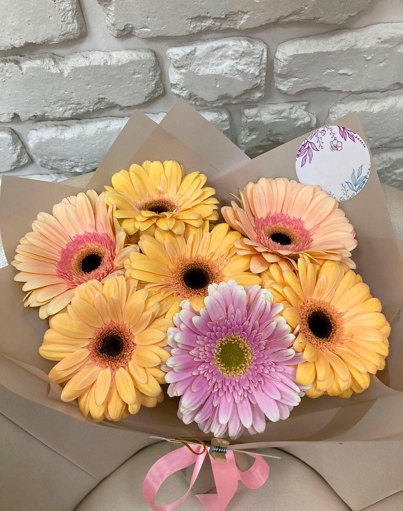 Букет цветов из: Герберы в Ковдоре
