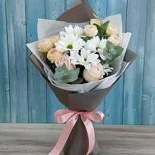 Букет цветов из:  Хризантемы и Розы в Ковдоре