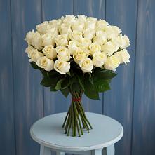 Букет 51 Белая роза Эдлесс Лав в Ковдоре