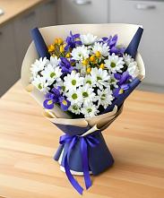 Букет цветов из:  Розы, Ирисы и Хризантемы #REPLACE_PRED# Ковдоре