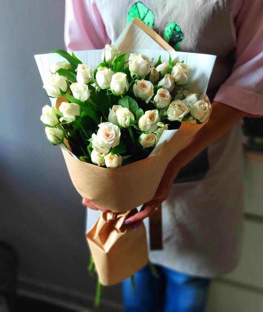 Букет цветов из: Розы в Ковдоре