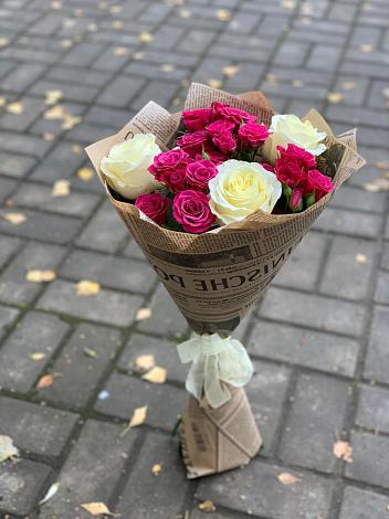 Букет цветов из: Розы в Ковдоре
