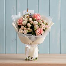 Букет цветов из:  Розы в Ковдоре