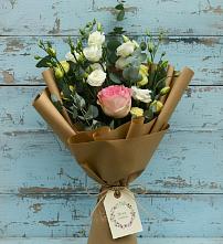 Букет цветов из:  Розы и Лизиантусы #REPLACE_PRED# Ковдоре