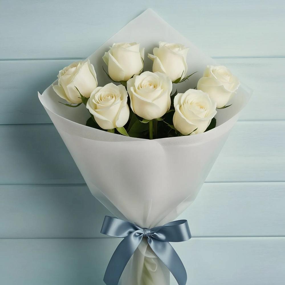 Букет 7 Белых роз Эдлесс Лав в Ковдоре