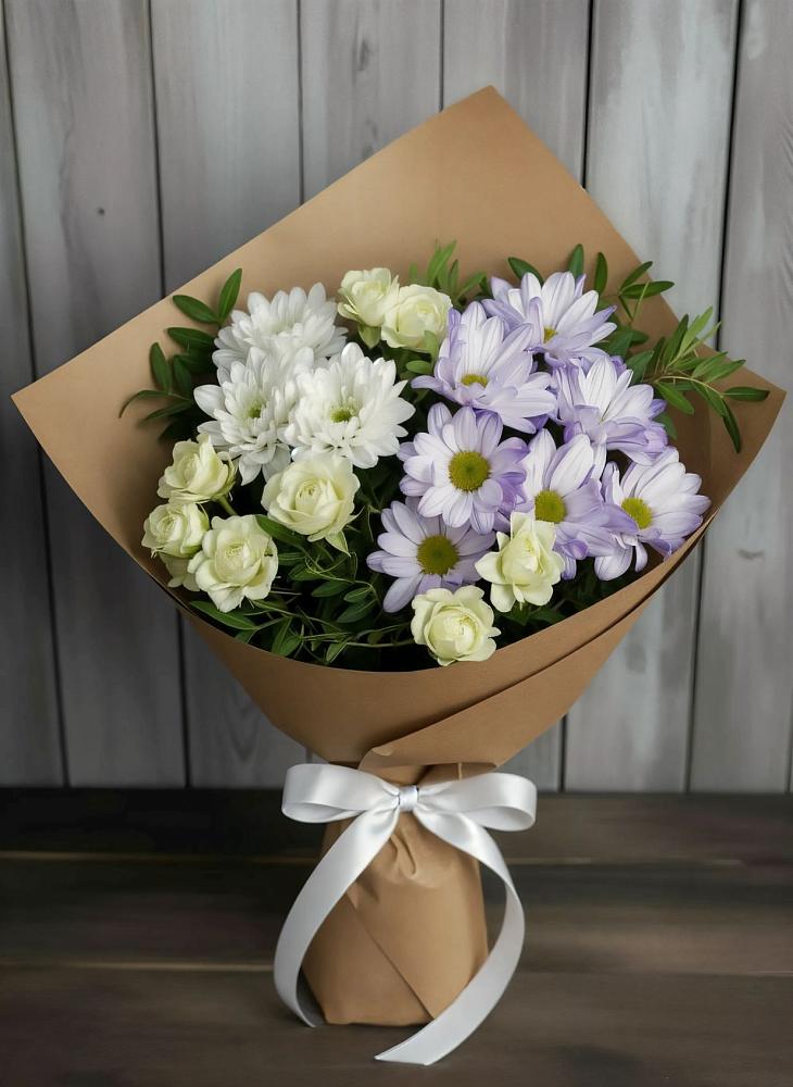 Букет цветов из: Хризантемы и Розы в Ковдоре